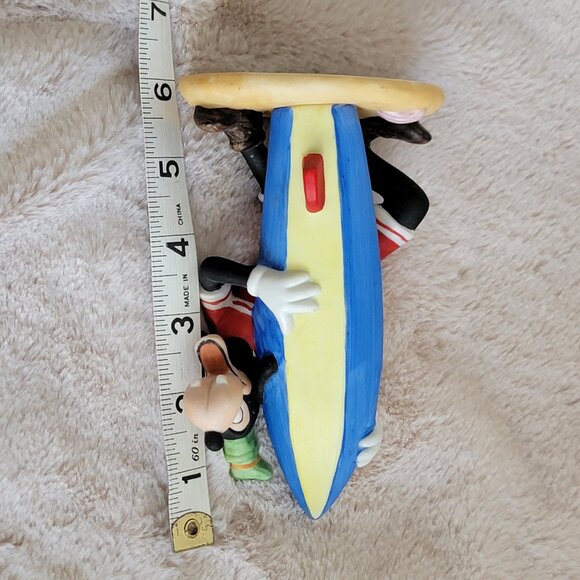 Vintage Walt Disney Productions Goofy with Surfboard 6" Porcelain Figurine Surf - Picture 11 of 11